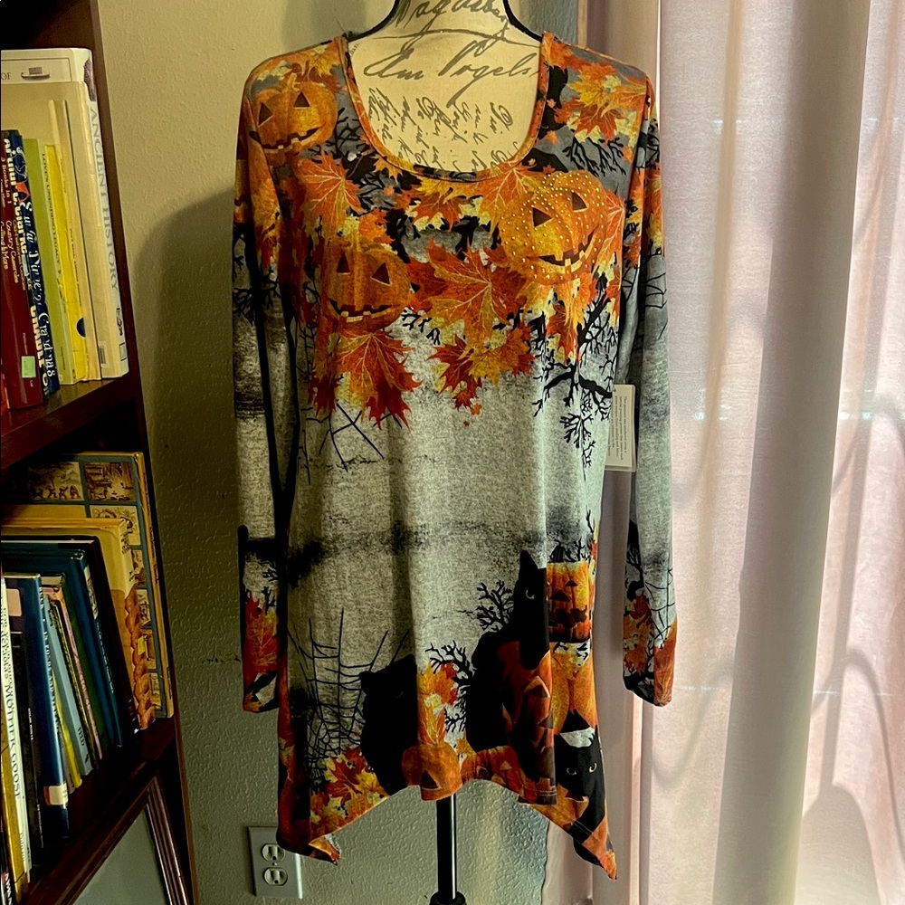 NWT Autumn Halloween Pumpkin and Black Cat Print Women's Top Size Large